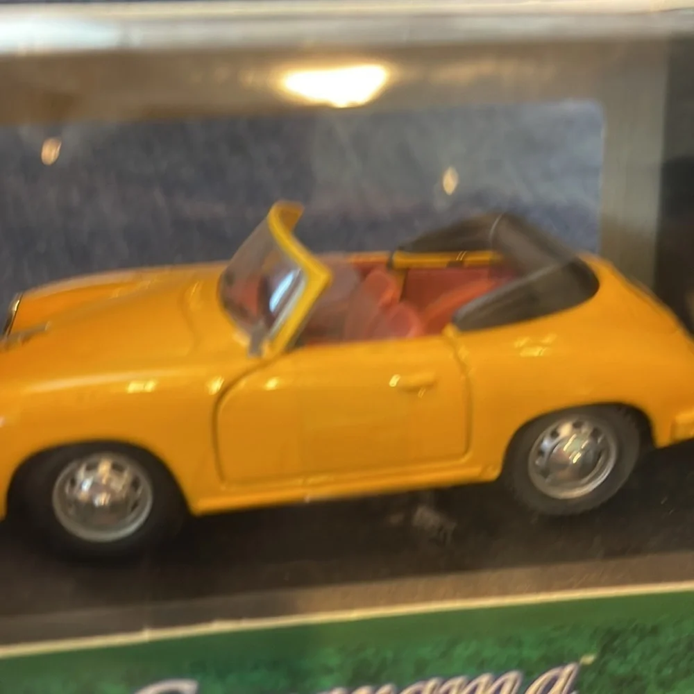 Hongwell Cararama Cabriolet no 251 vintage